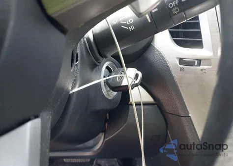 2011 Subaru Outback 2.5I z USA, uszkodzony, nr VIN 4S4BRBAC0B3376228